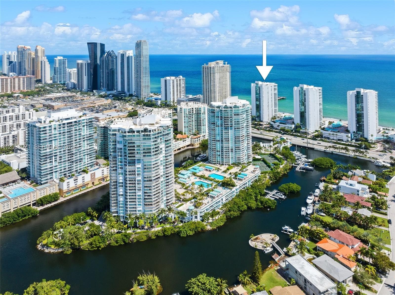 Oceania III · #1832 in Sunny Isles Beach - Photo 3