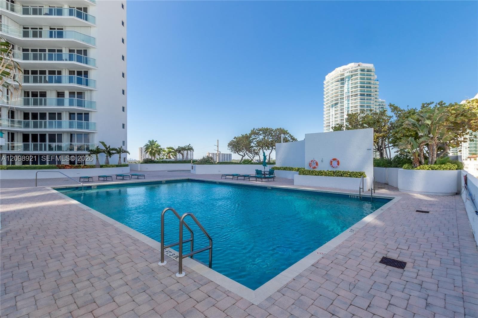Oceania III · #1832 in Sunny Isles Beach - Photo 30