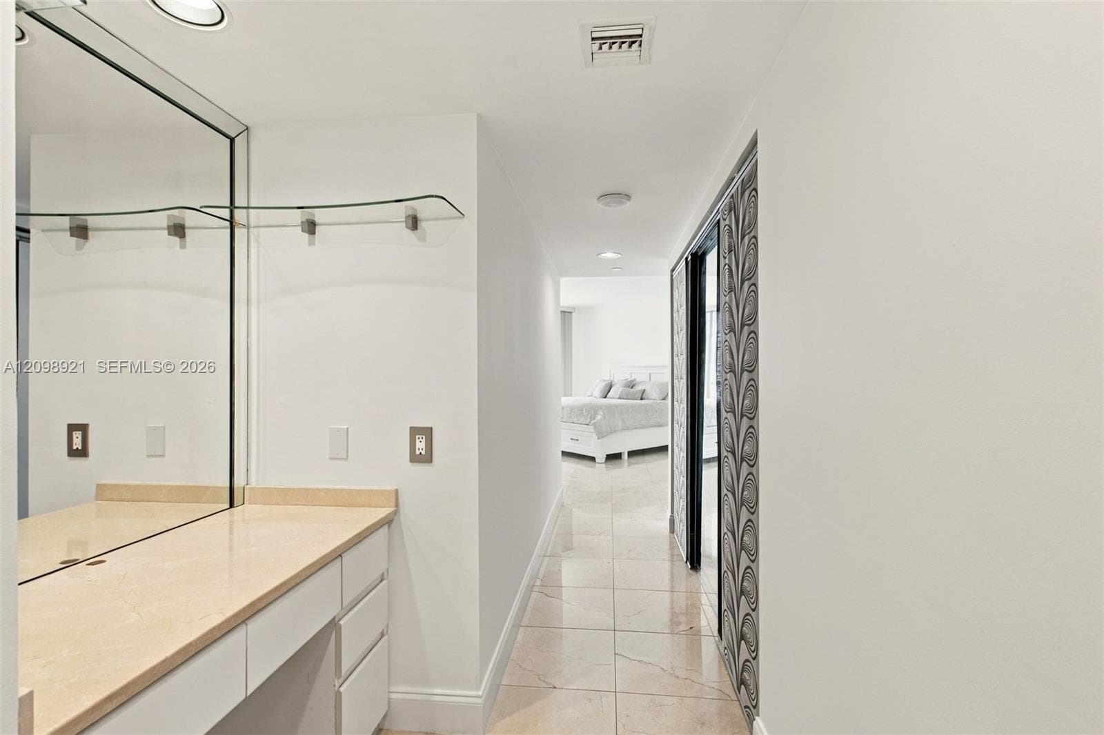 Oceania III · #1832 in Sunny Isles Beach - Photo 14