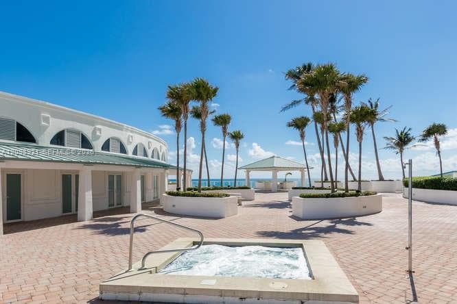 Oceania III · #1832 in Sunny Isles Beach - Photo 31