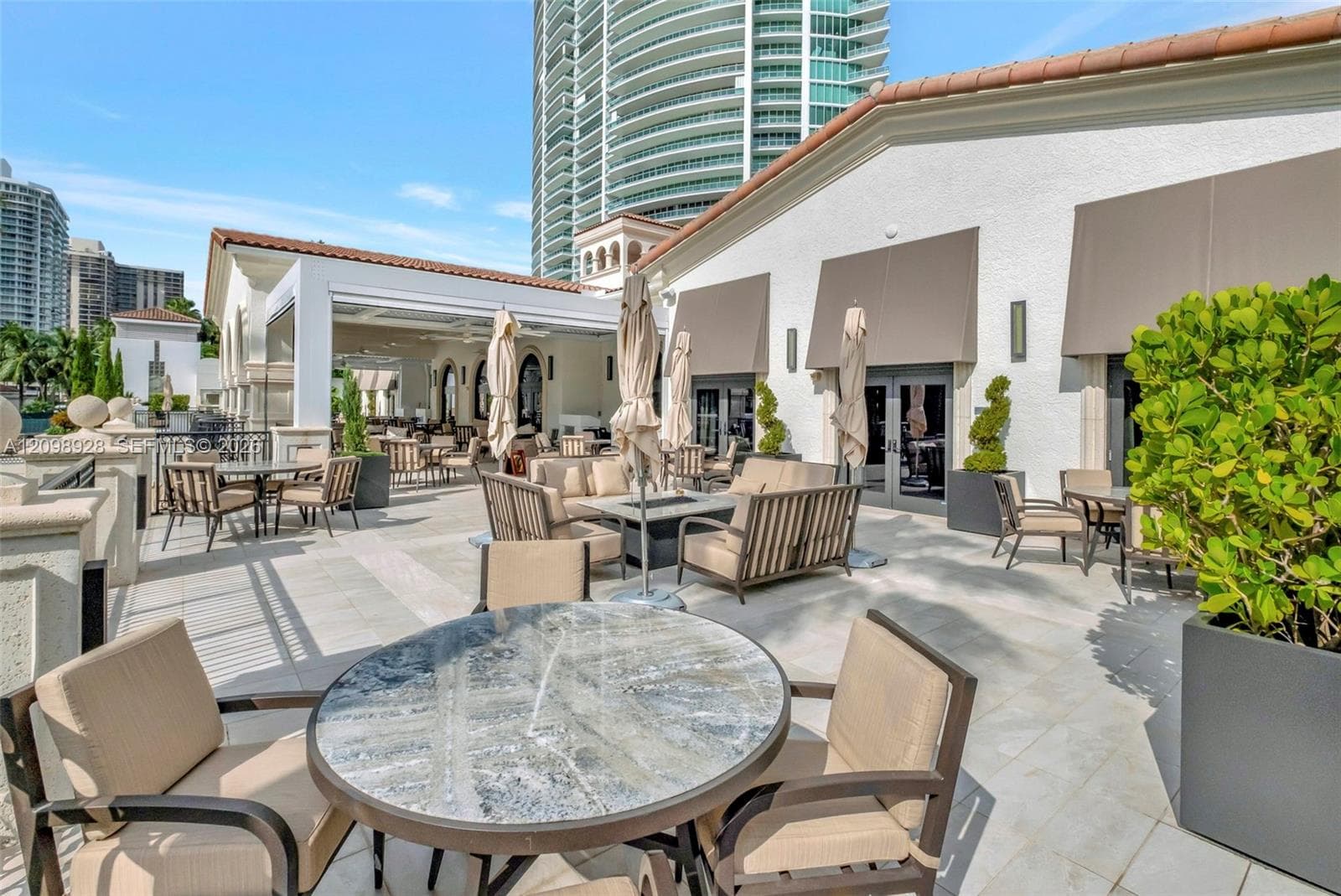 Porto Vita North · #1205 in Aventura - Photo 76