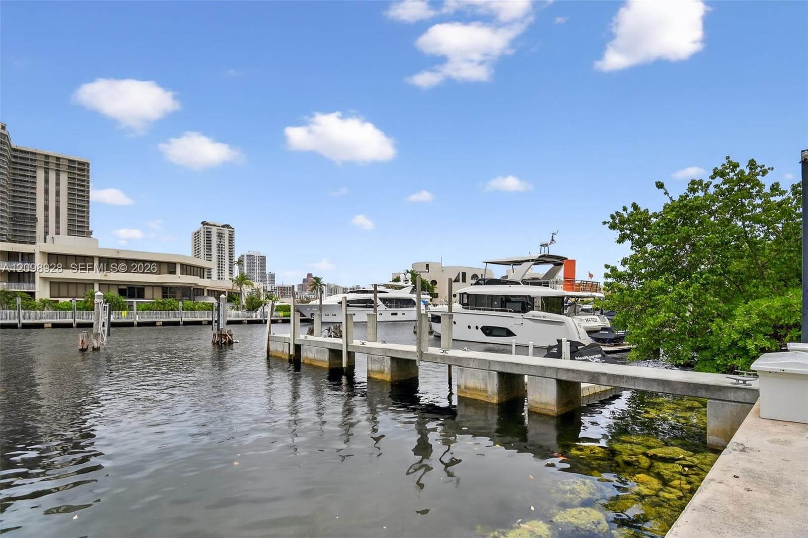 Porto Vita North · #1205 in Aventura - Photo 79