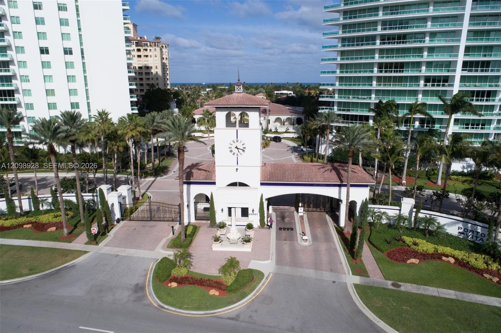 Porto Vita North · #1205 in Aventura - Photo 49