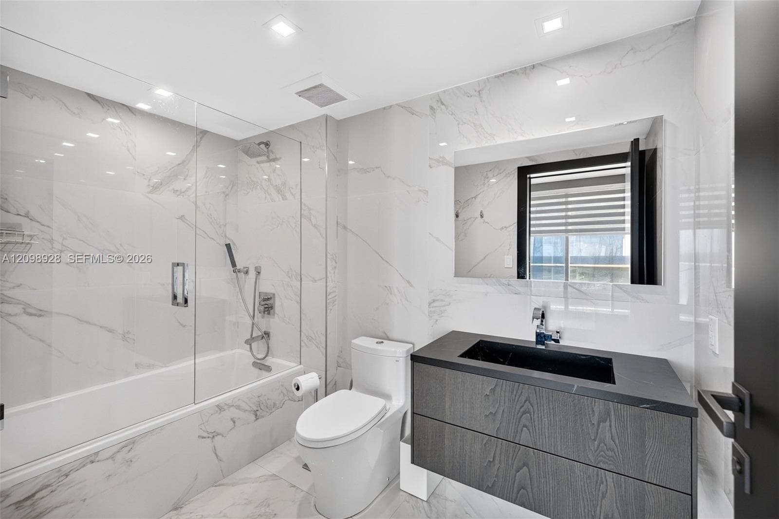 Porto Vita North · #1205 in Aventura - Photo 45