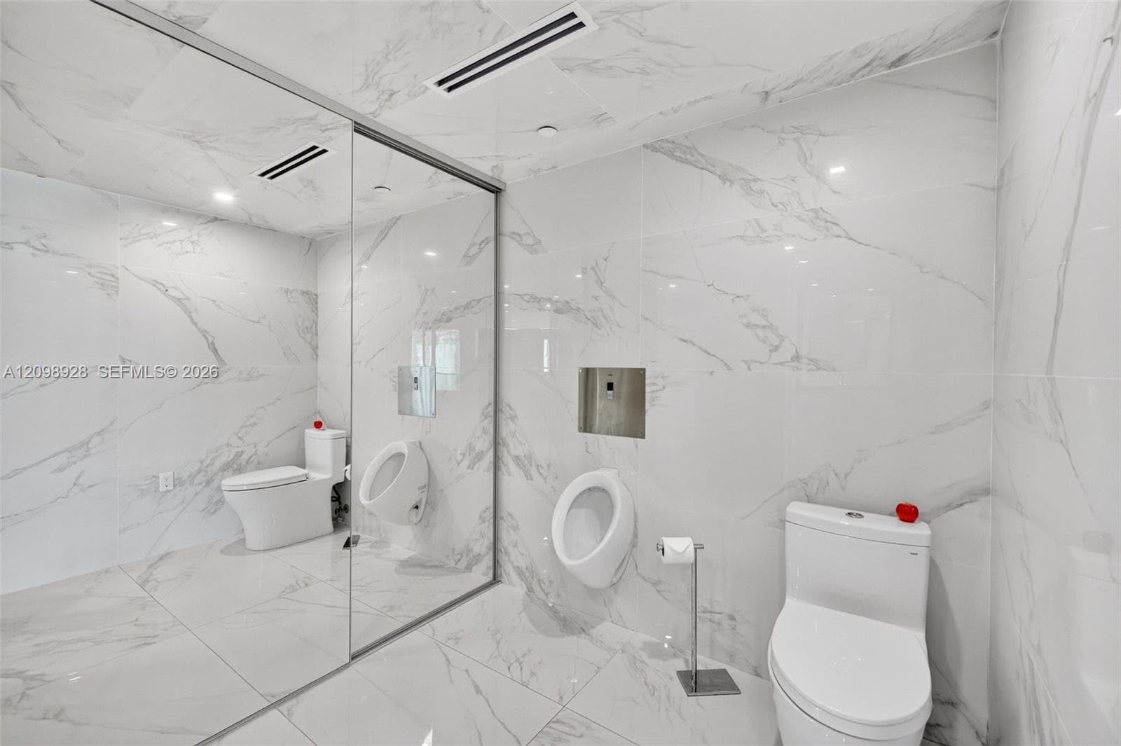 Porto Vita North · #1205 in Aventura - Photo 35