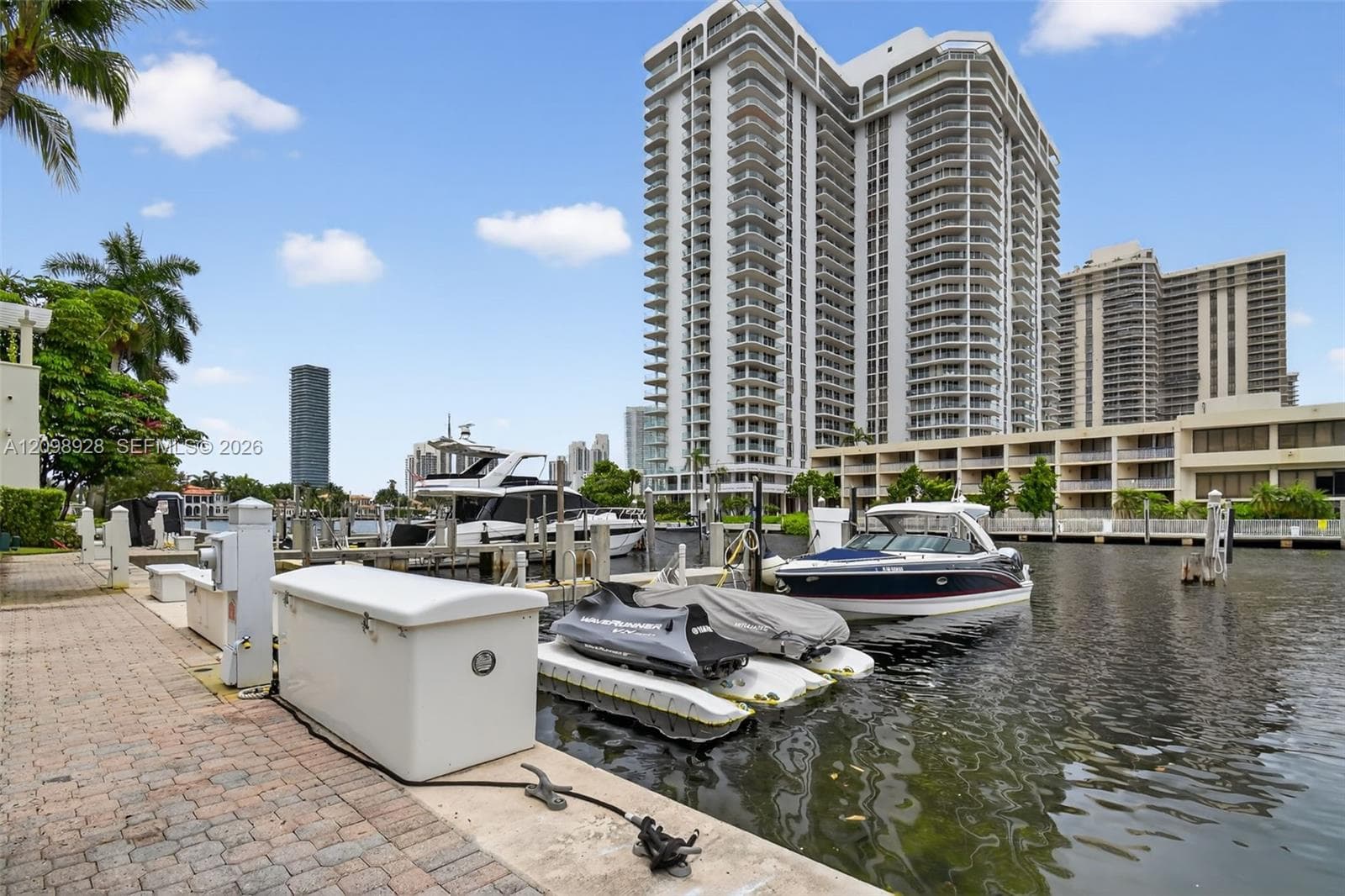 Porto Vita North · #1205 in Aventura - Photo 78