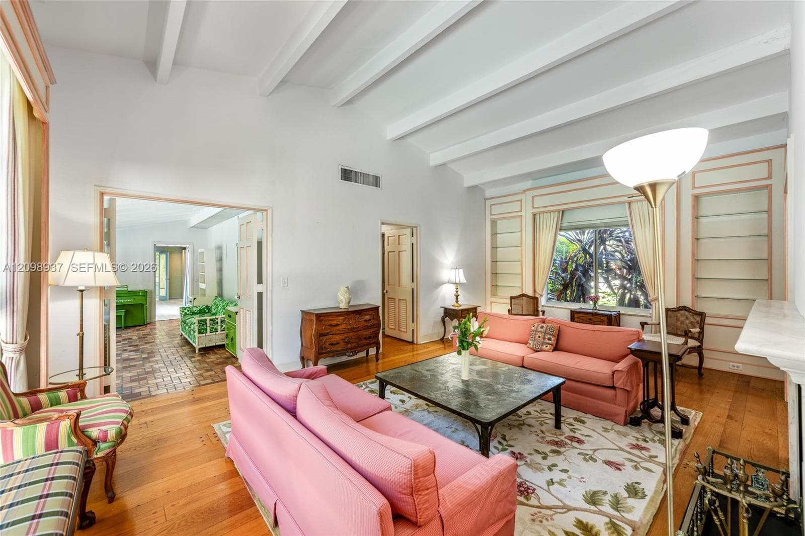 6415 Pine Tree Drive Cir photo 8