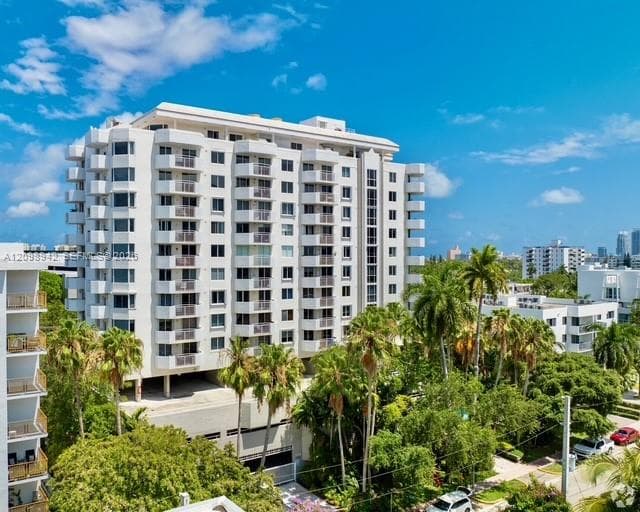 BAYVIEW PLAZA CONDO · #503 in Miami Beach - Photo 4