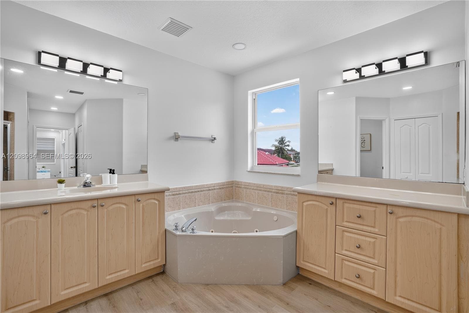 15411 SW 36th Ter photo 57