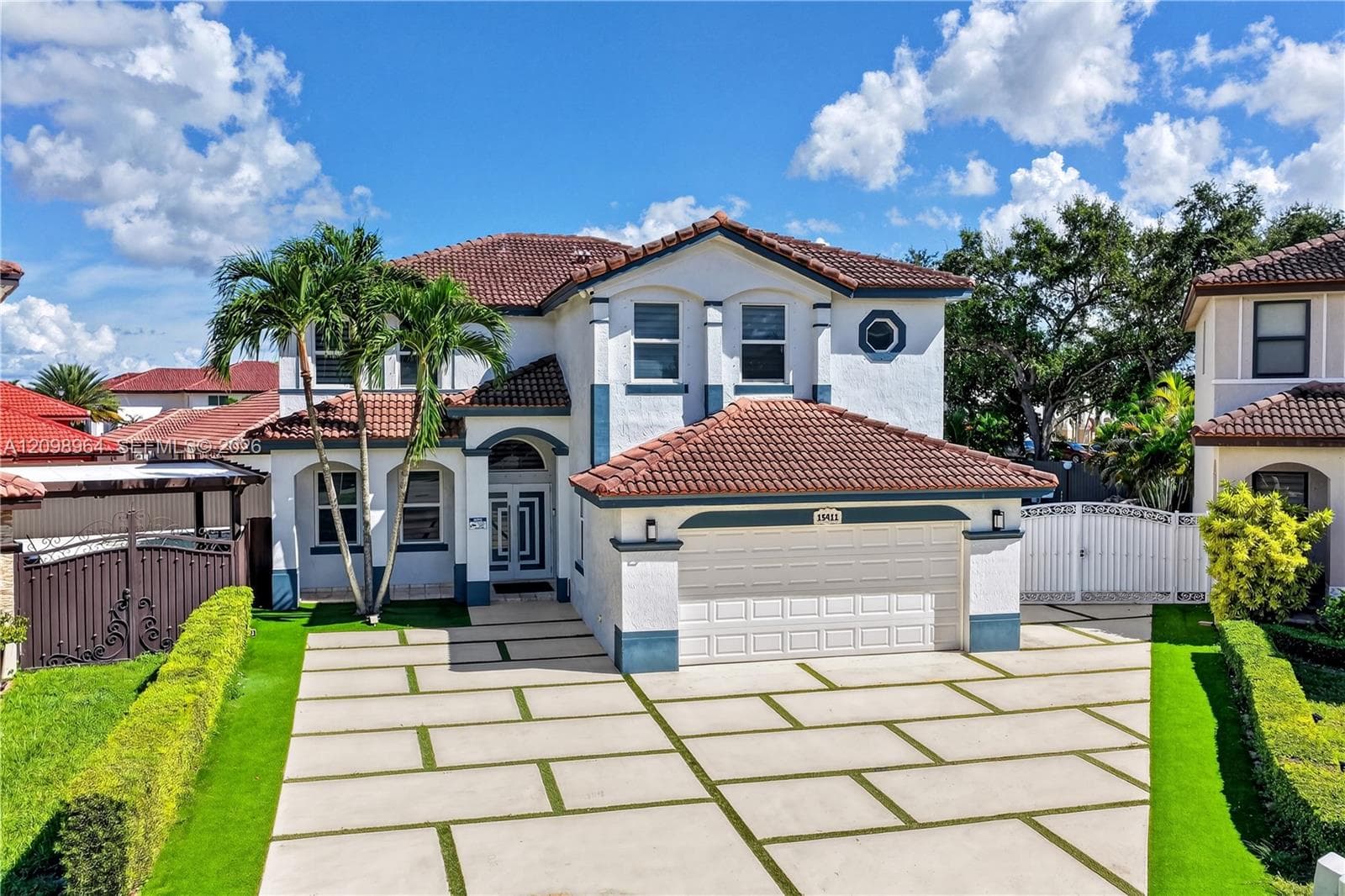 15411 SW 36th Ter photo 1