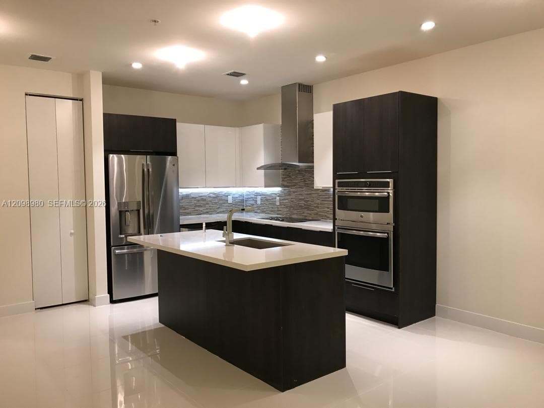LANDMARK AT DORAL CONDO N · #109 in Doral - Photo 6
