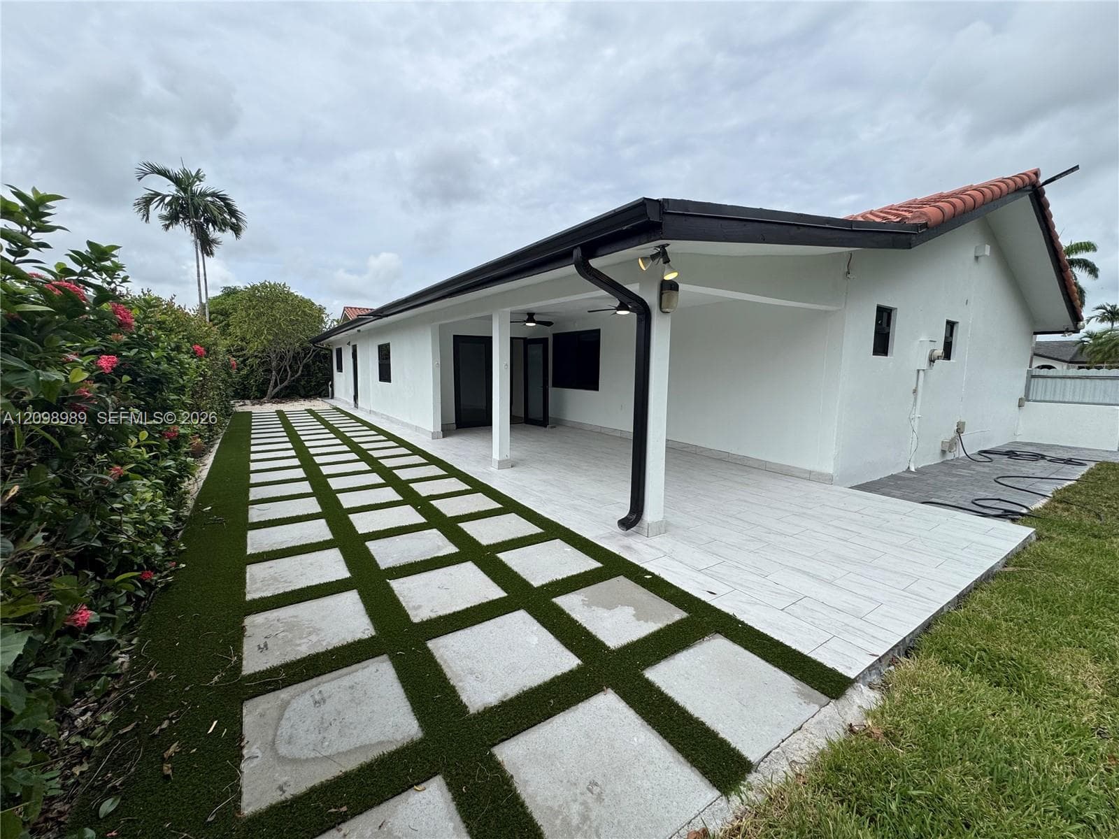 13354 SW 1st Ter photo 12