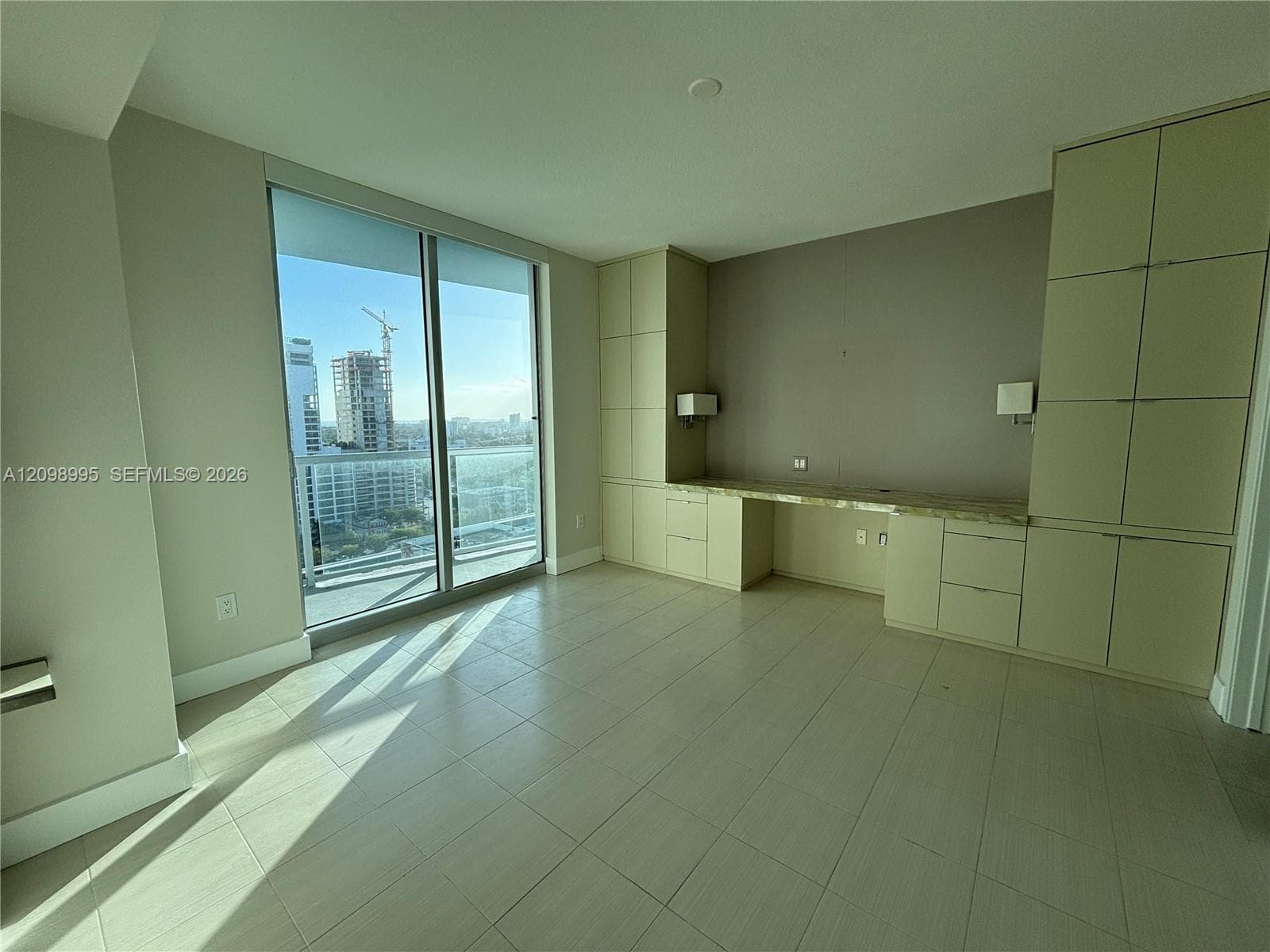 Latitude on the River · #1702 in Miami - Photo 16
