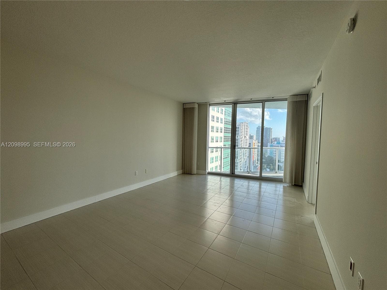 Latitude on the River · #1702 in Miami - Photo 4