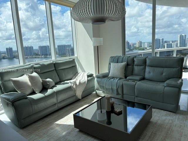 Trump Royale · #3501A in Sunny Isles Beach - Photo 3