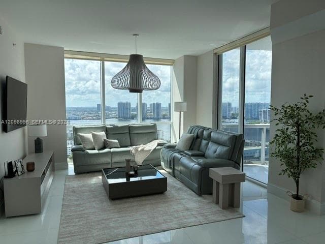 Trump Royale · #3501A in Sunny Isles Beach - Photo 4