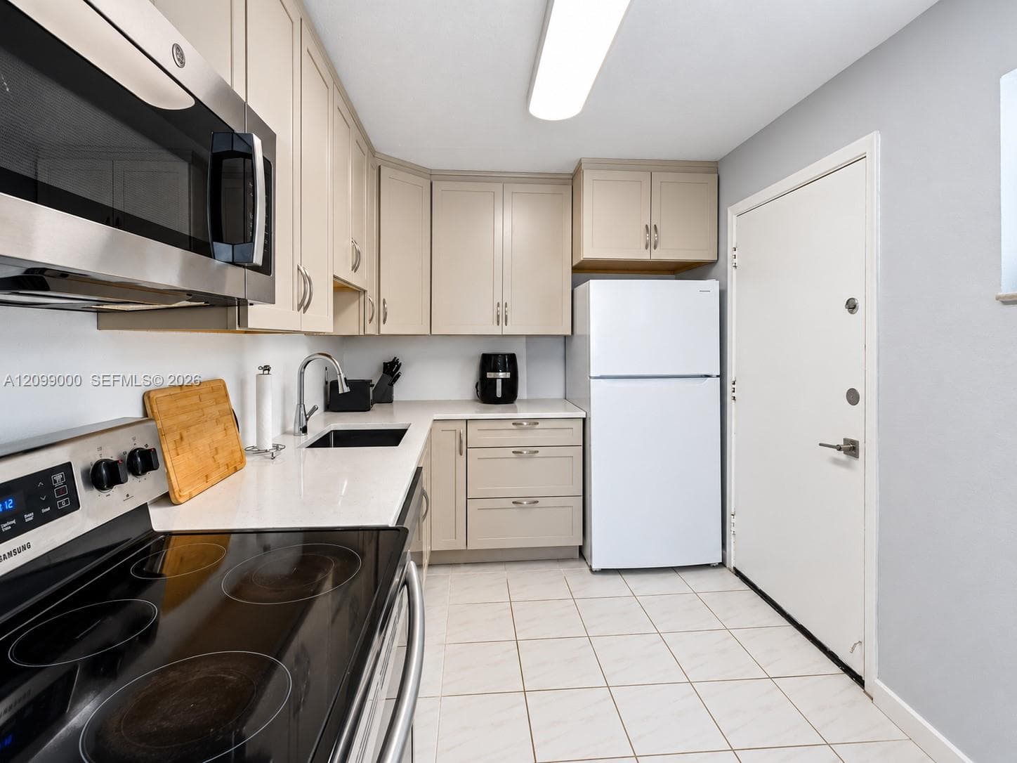 1750 JAMES APARTMENTS CON · #7L in Miami Beach - Photo 6