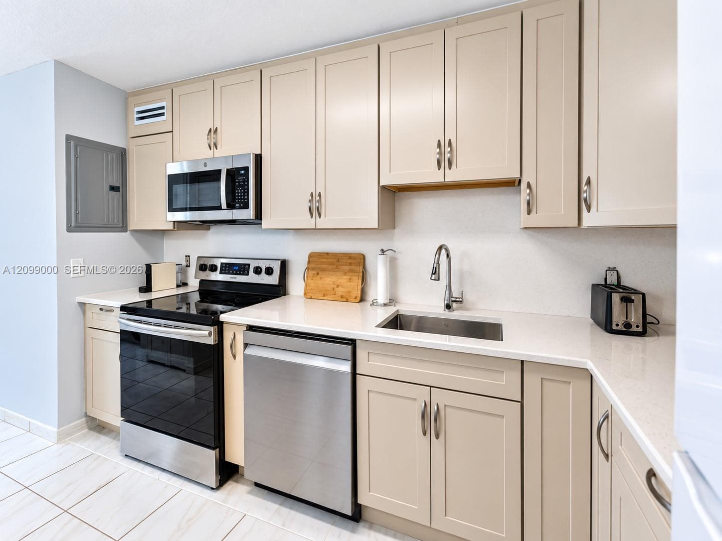 1750 JAMES APARTMENTS CON · #7L in Miami Beach - Photo 8