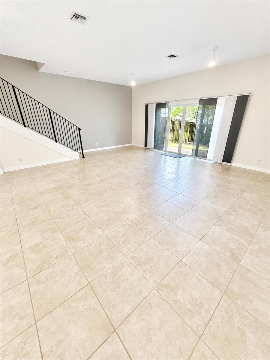 Bright Modern Open-Plan Interior