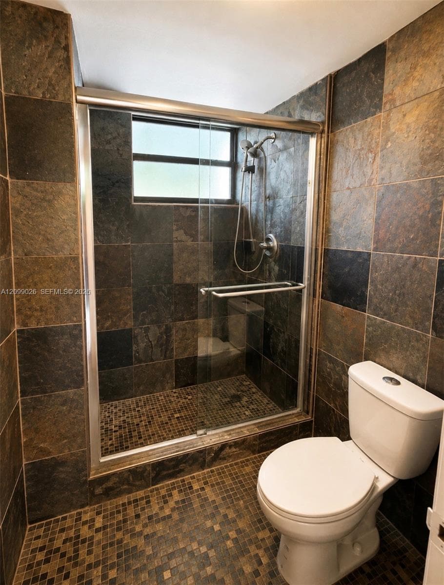 OLYMPUS CONDO PHASE · #L25 in Hallandale Beach - Photo 9