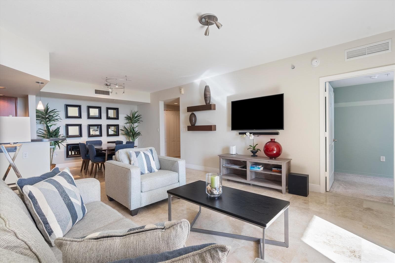 05-110 N Federal Hwy #1214 Ft. Lauderdal