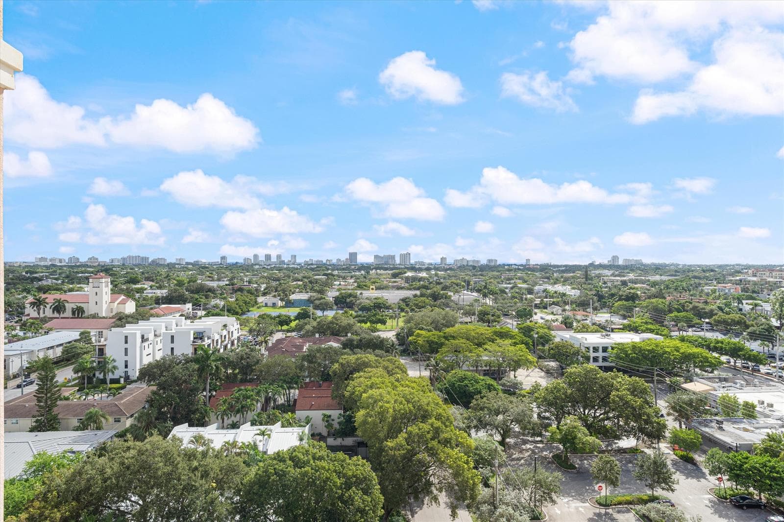 25-110 N Federal Hwy #1214 Ft. Lauderdal