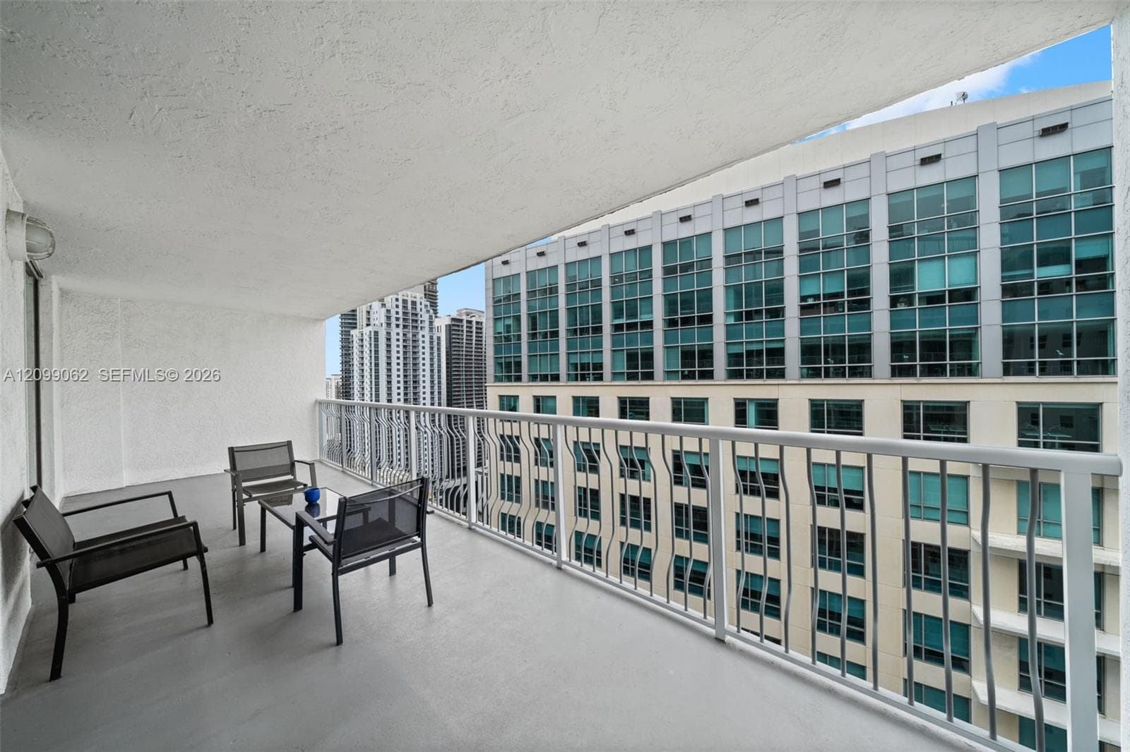 The Club at Brickell Bay · #3908 in Miami - Photo 27