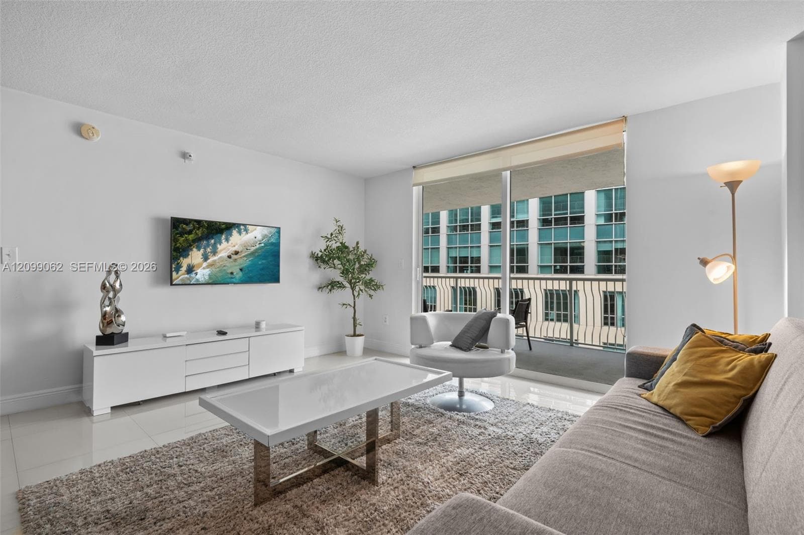 The Club at Brickell Bay · #3908 in Miami - Photo 2