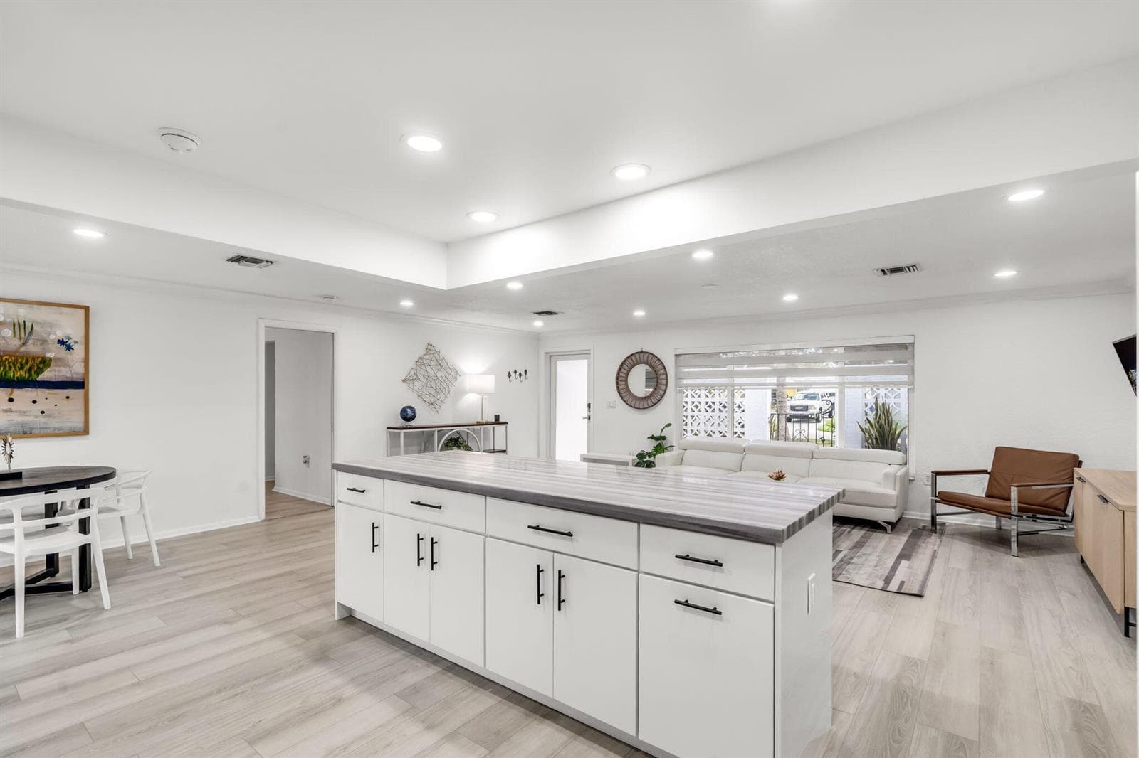 18-web-or-mls-421SW18th-11