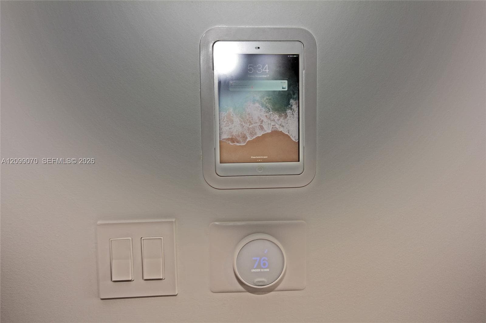 Ipad and Nest thermostat
