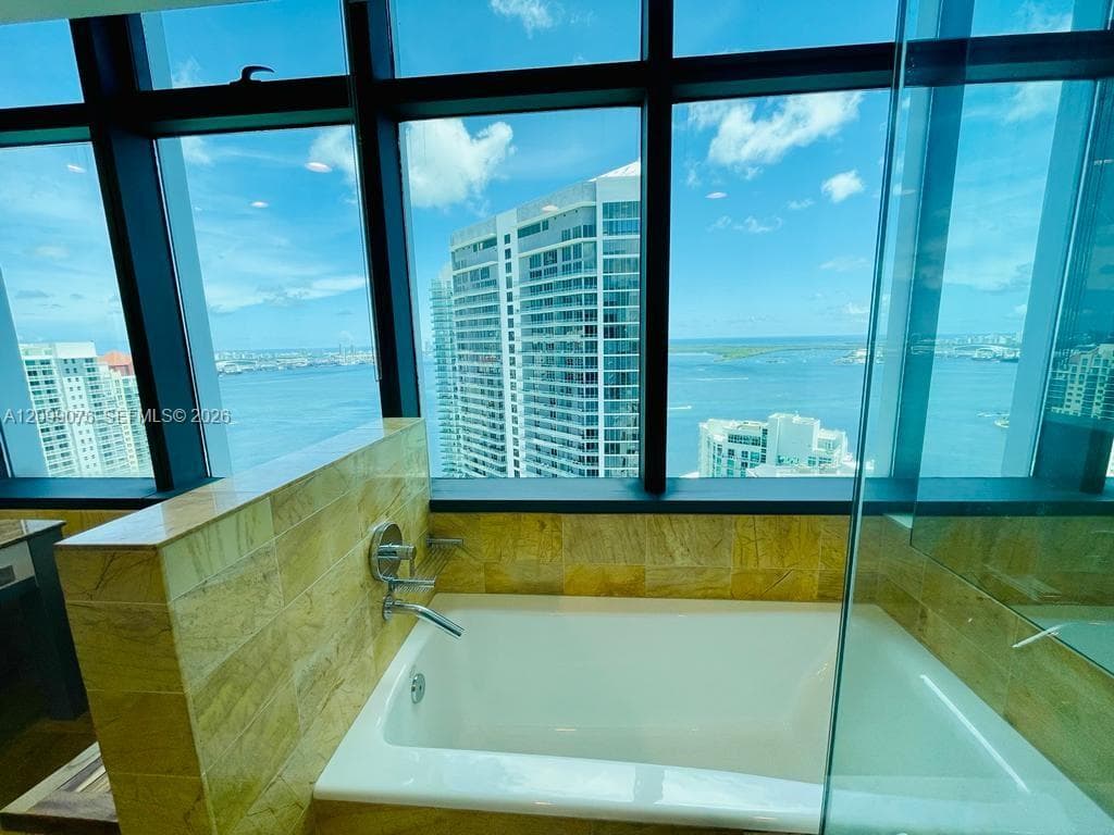 Brickell Arch · #3108 in Miami - Photo 18
