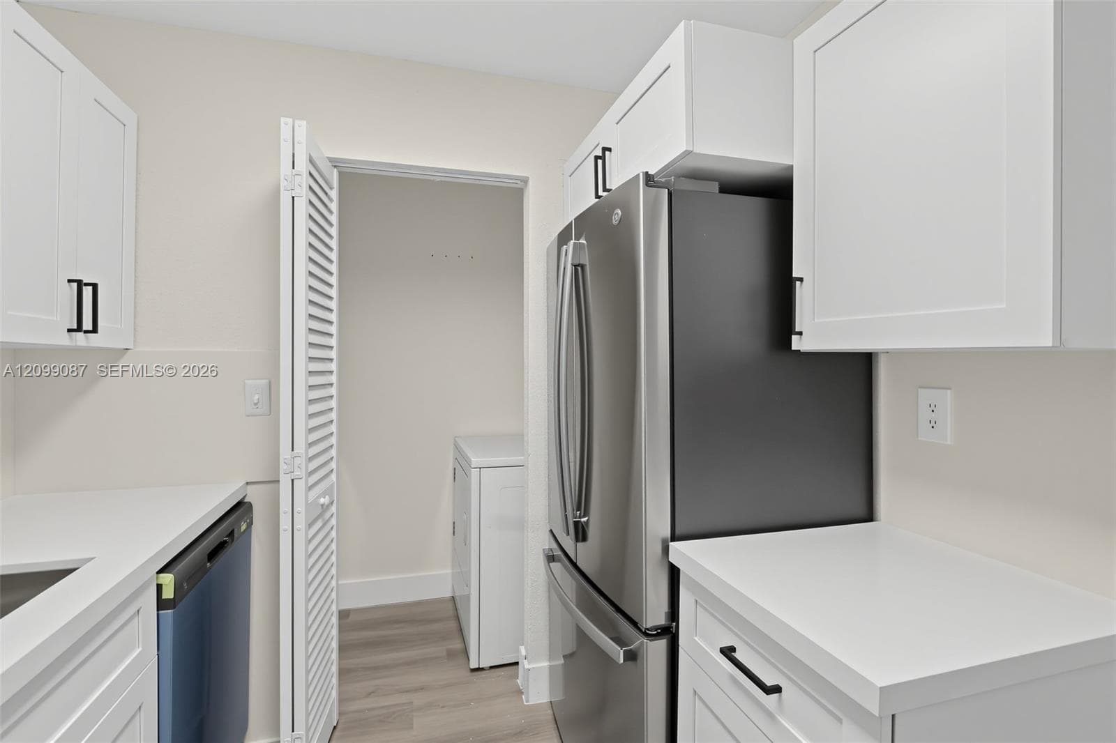 Palm Cove Condominium · #301 in Miami - Photo 13