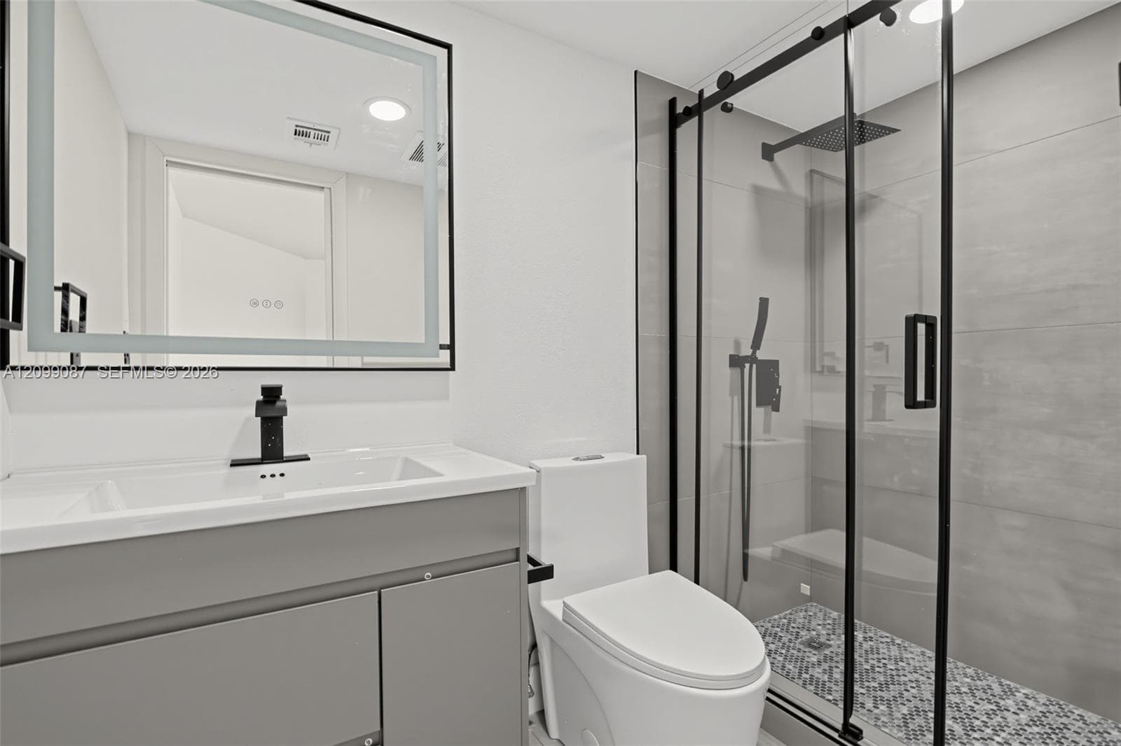 Palm Cove Condominium · #301 in Miami - Photo 28