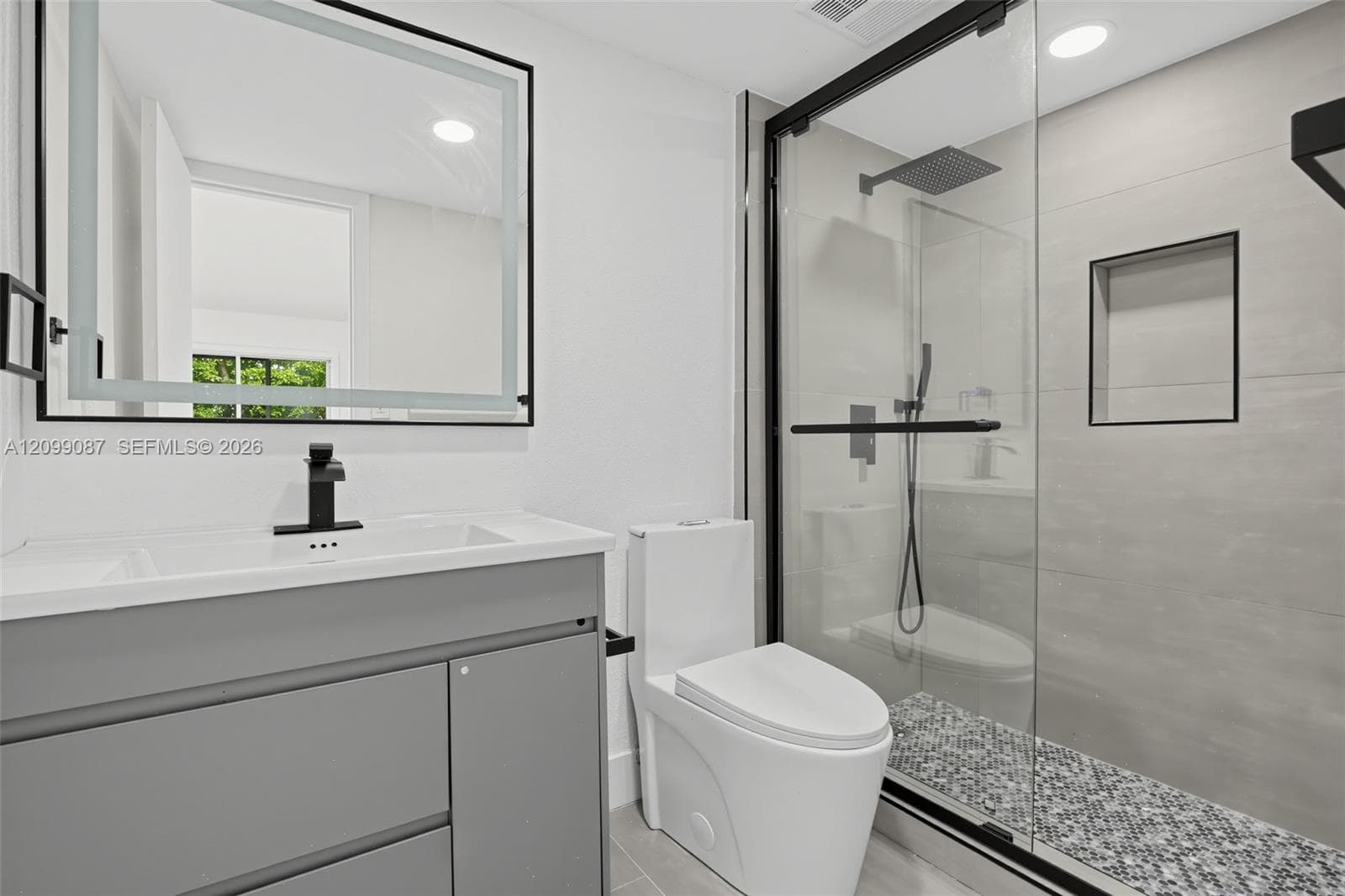 Palm Cove Condominium · #301 in Miami - Photo 29