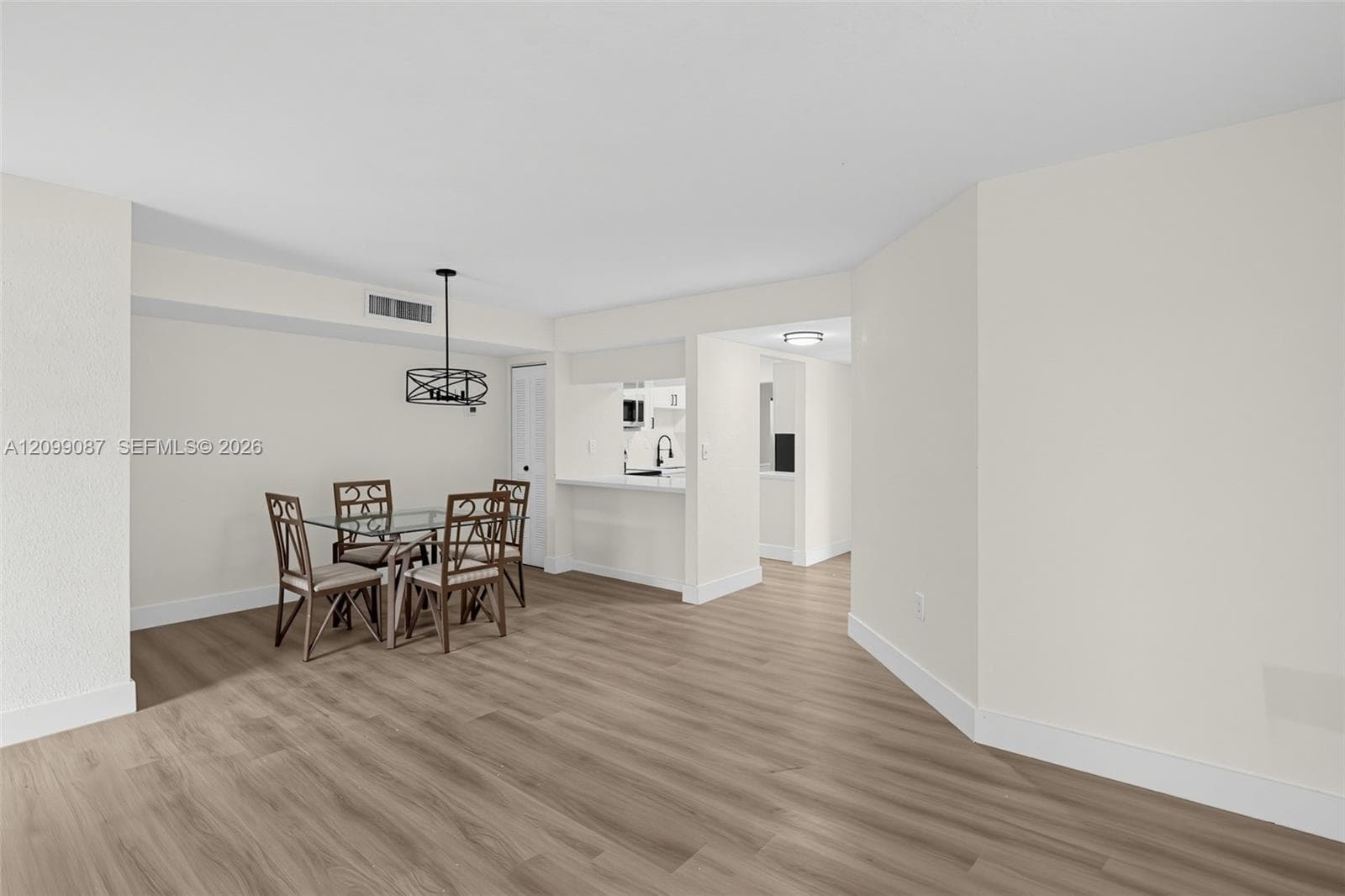 Palm Cove Condominium · #301 in Miami - Photo 8