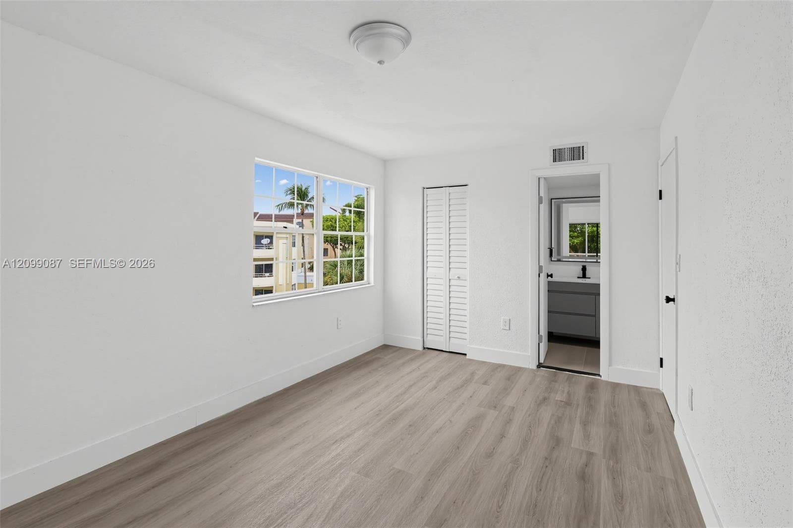 Palm Cove Condominium · #301 in Miami - Photo 25