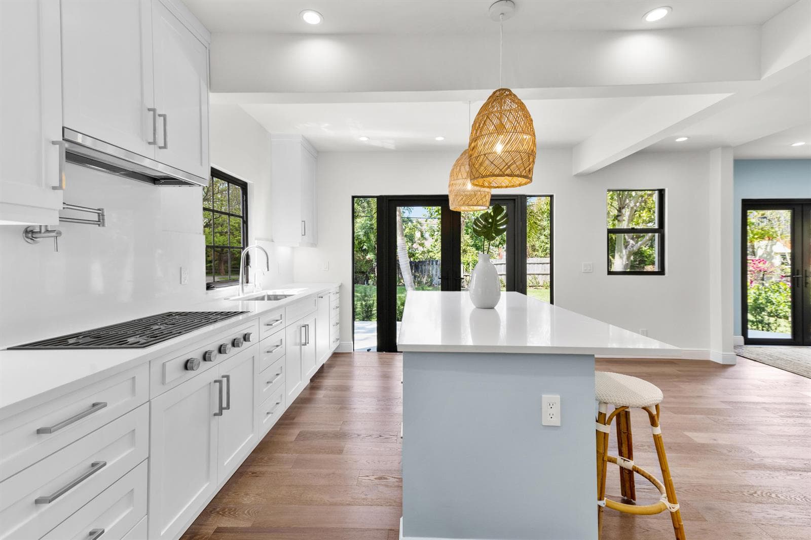 225 - Kitchen