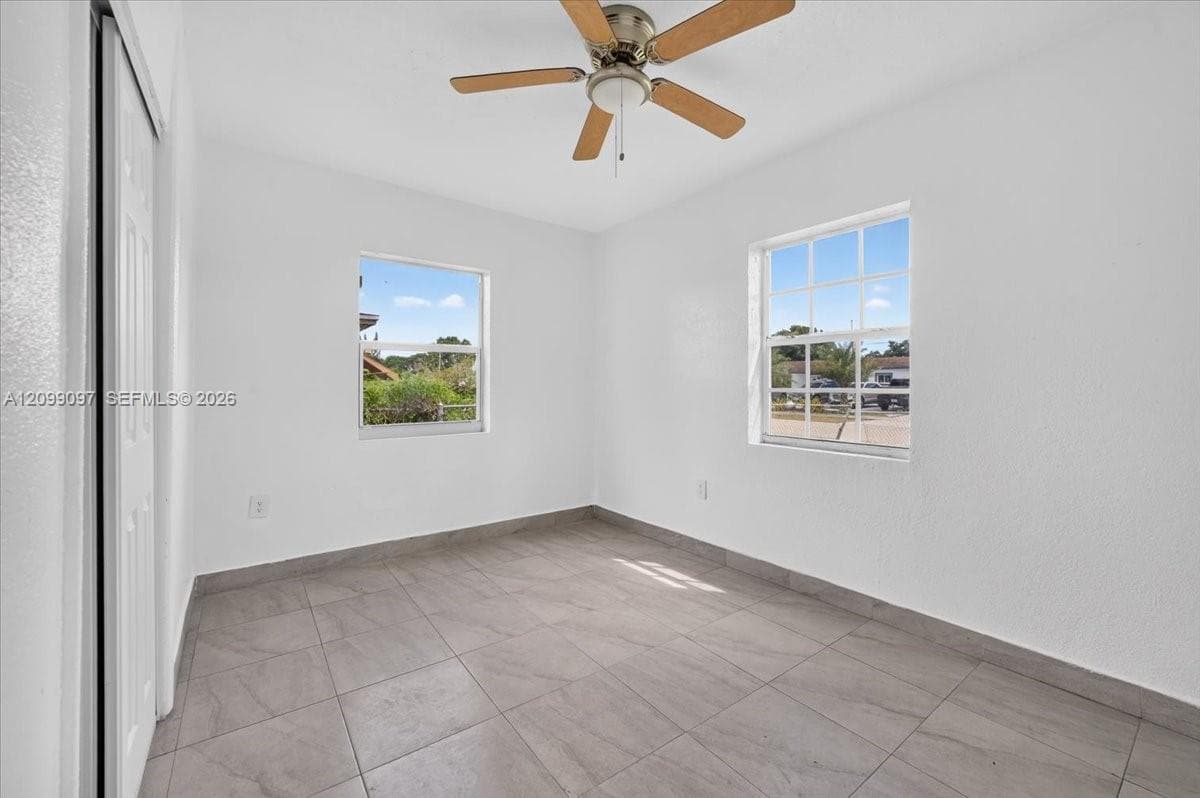 2885 NW 155th Ter photo 24