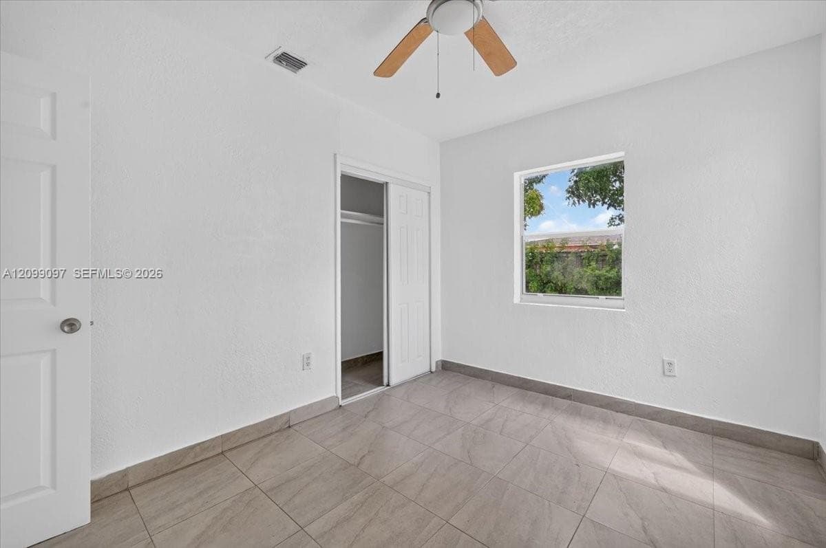 2885 NW 155th Ter photo 15