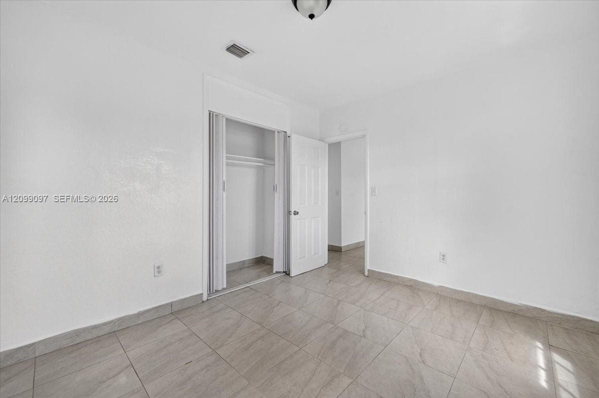 2885 NW 155th Ter photo 11