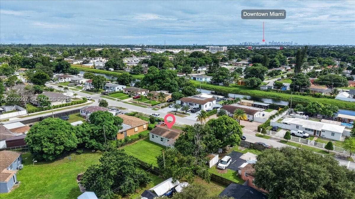 2885 NW 155th Ter photo 39
