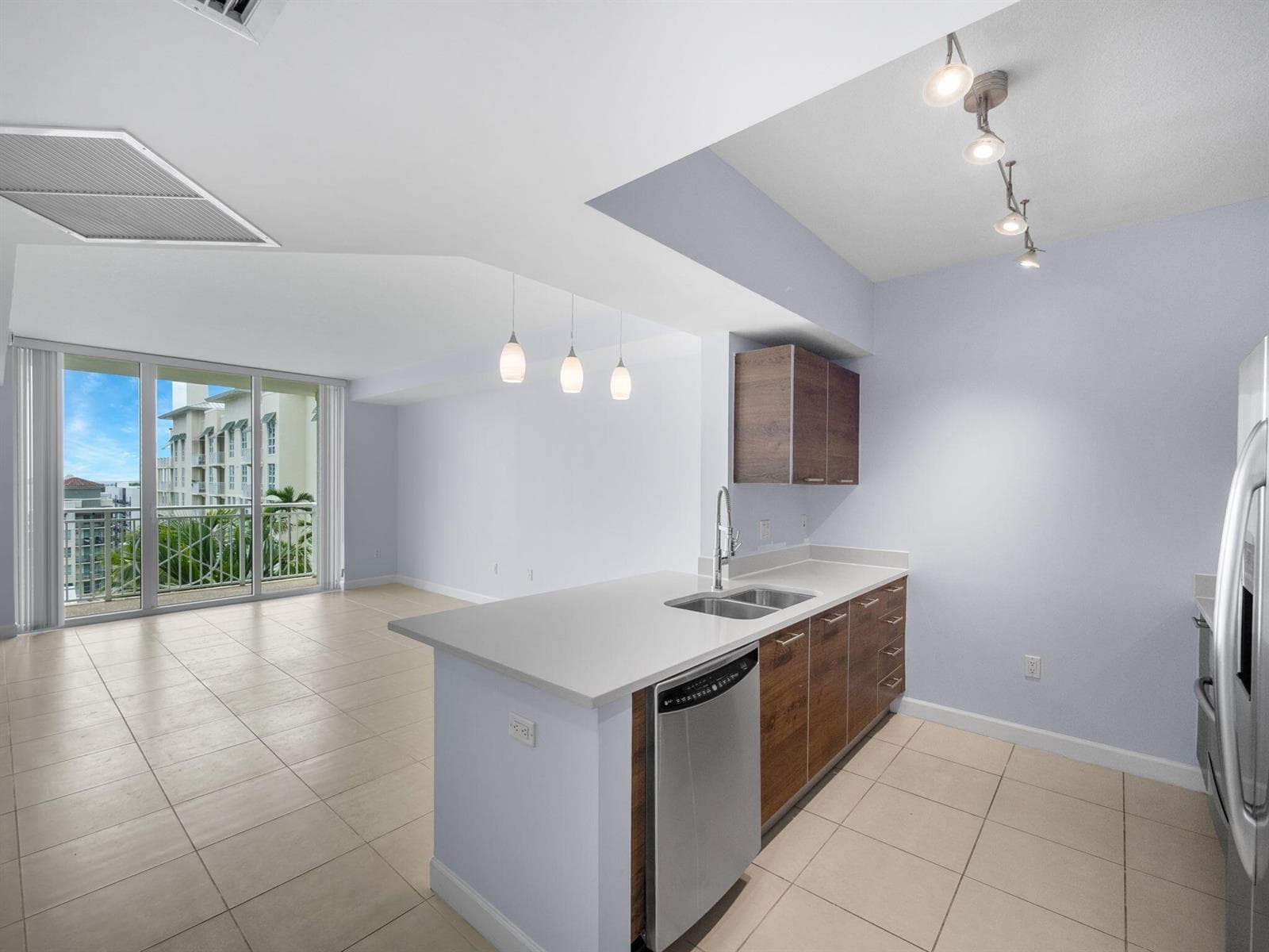 Kitchen Living Area