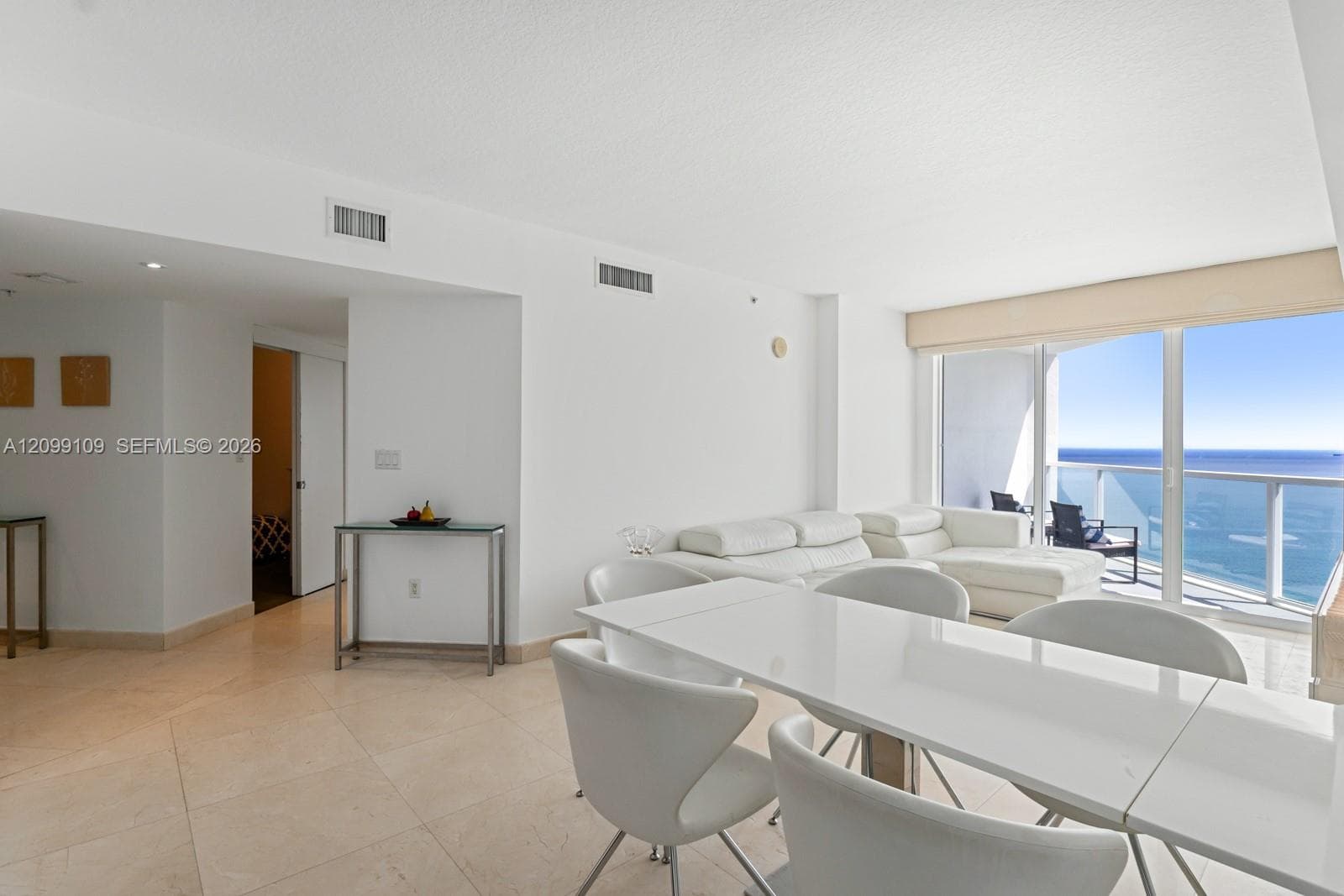 La Perla · #3301 in Sunny Isles Beach - Photo 5
