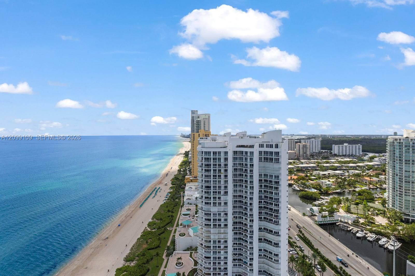 La Perla · #3301 in Sunny Isles Beach - Photo 24