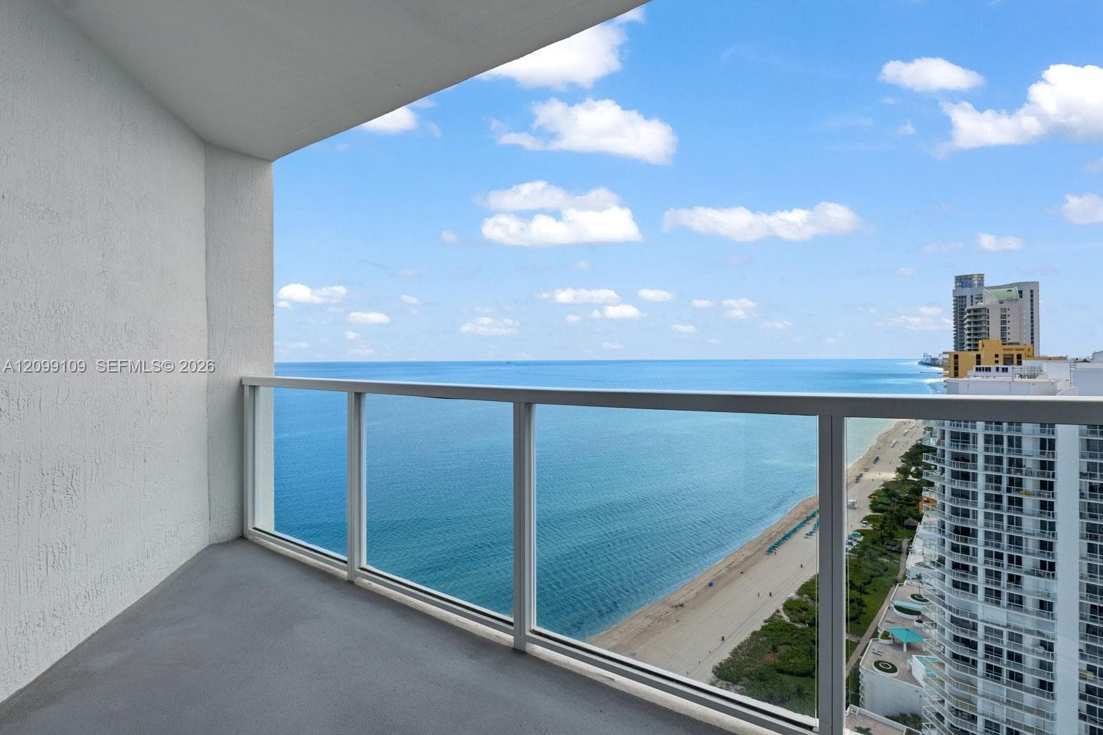 La Perla · #3301 in Sunny Isles Beach - Photo 25