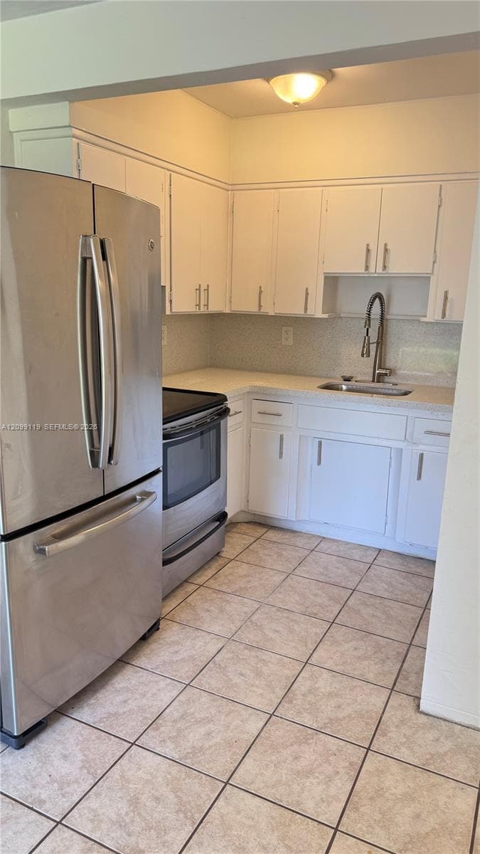 HOLLYWOOD ANNEX · #1 in Hallandale Beach - Photo 2