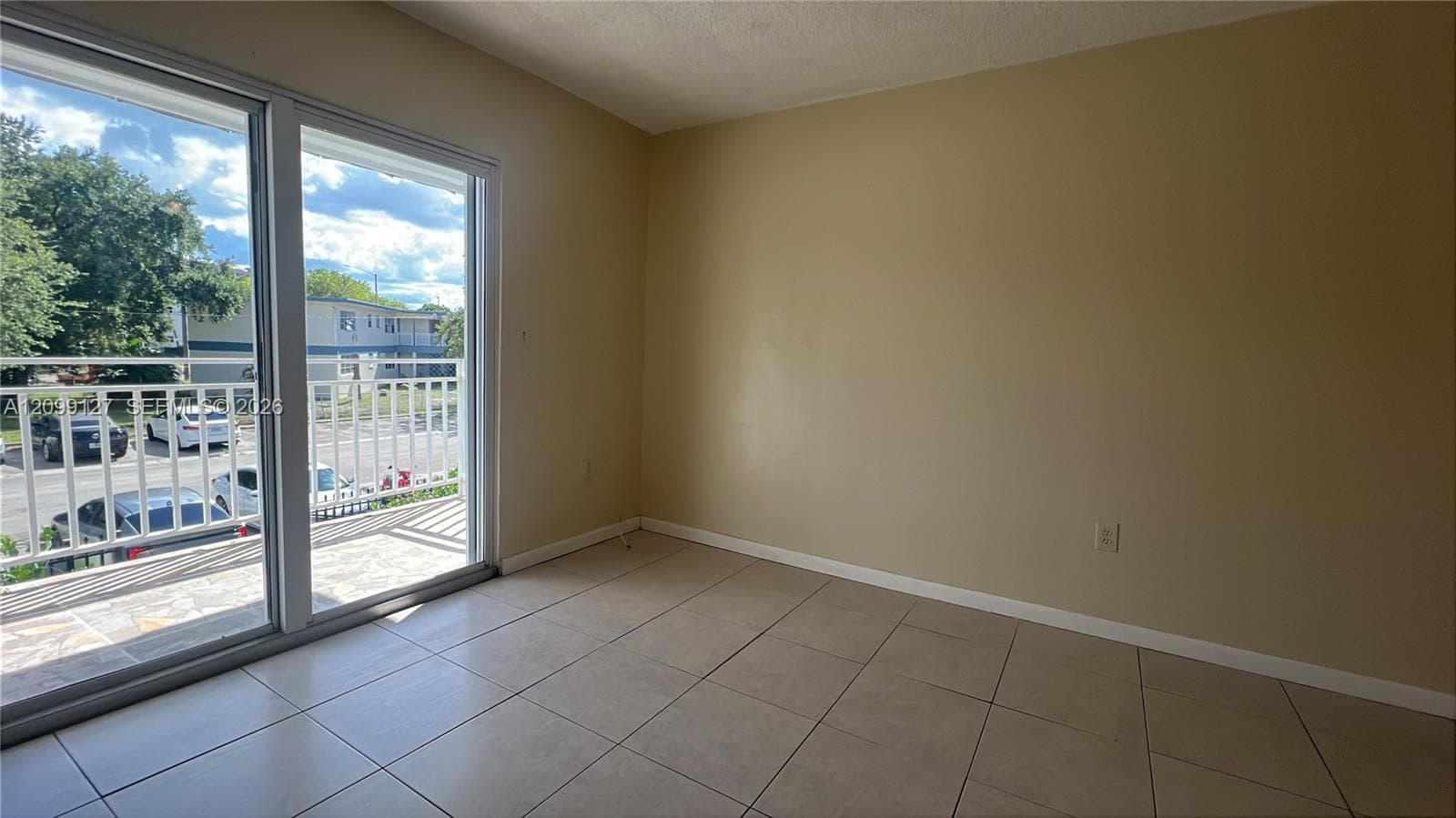 GREYNOLDS PARK GARDENS · #210 in North Miami Beach - Photo 4