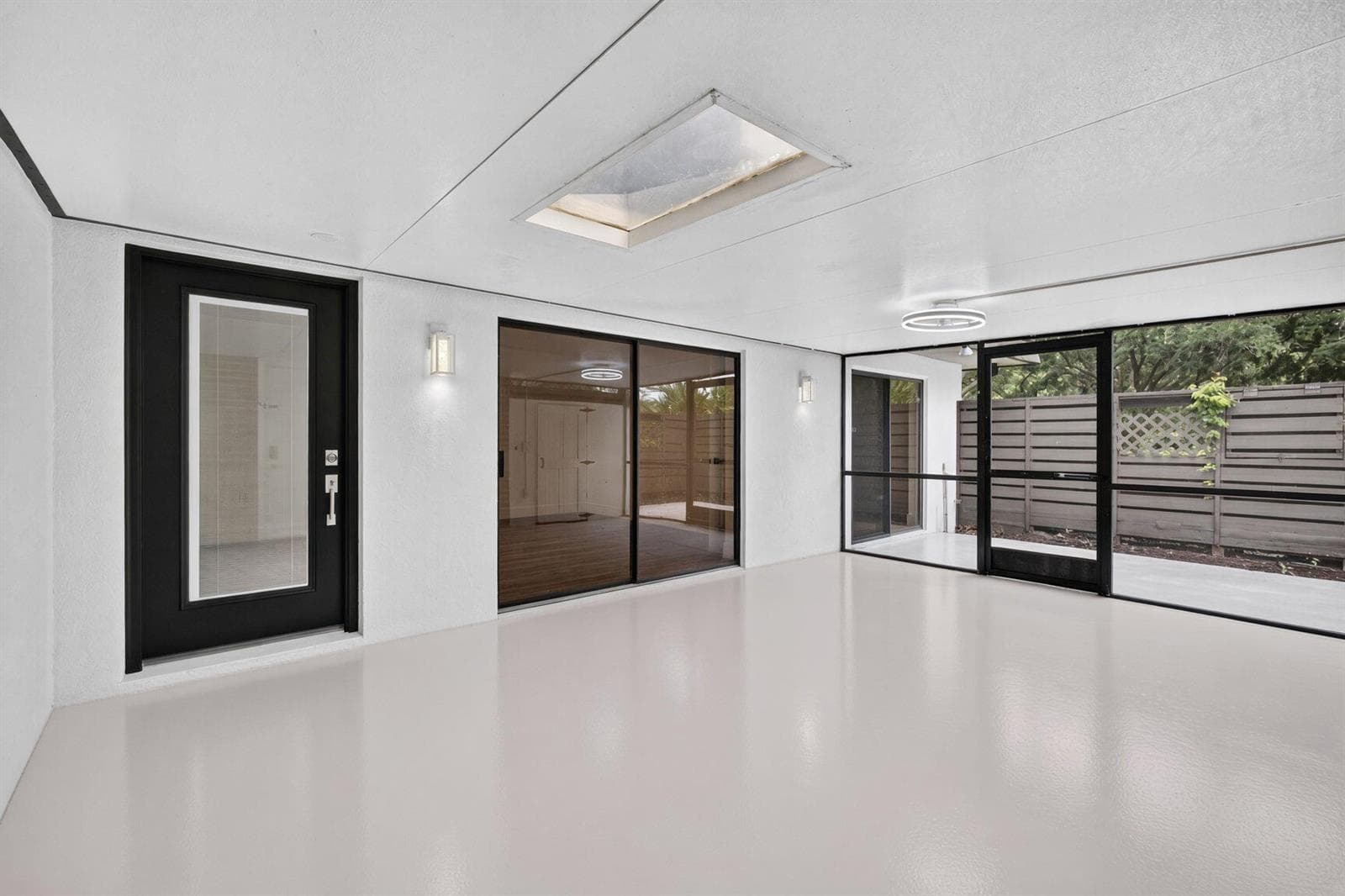 Screened Patio