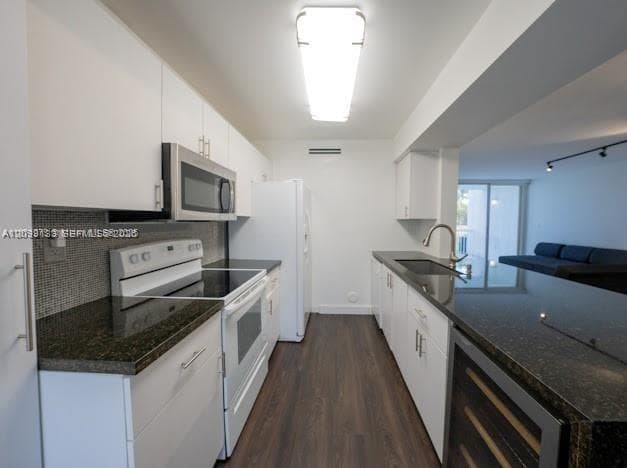 THE GREENS AT DORAL CONDO · #427 in Doral - Photo 6