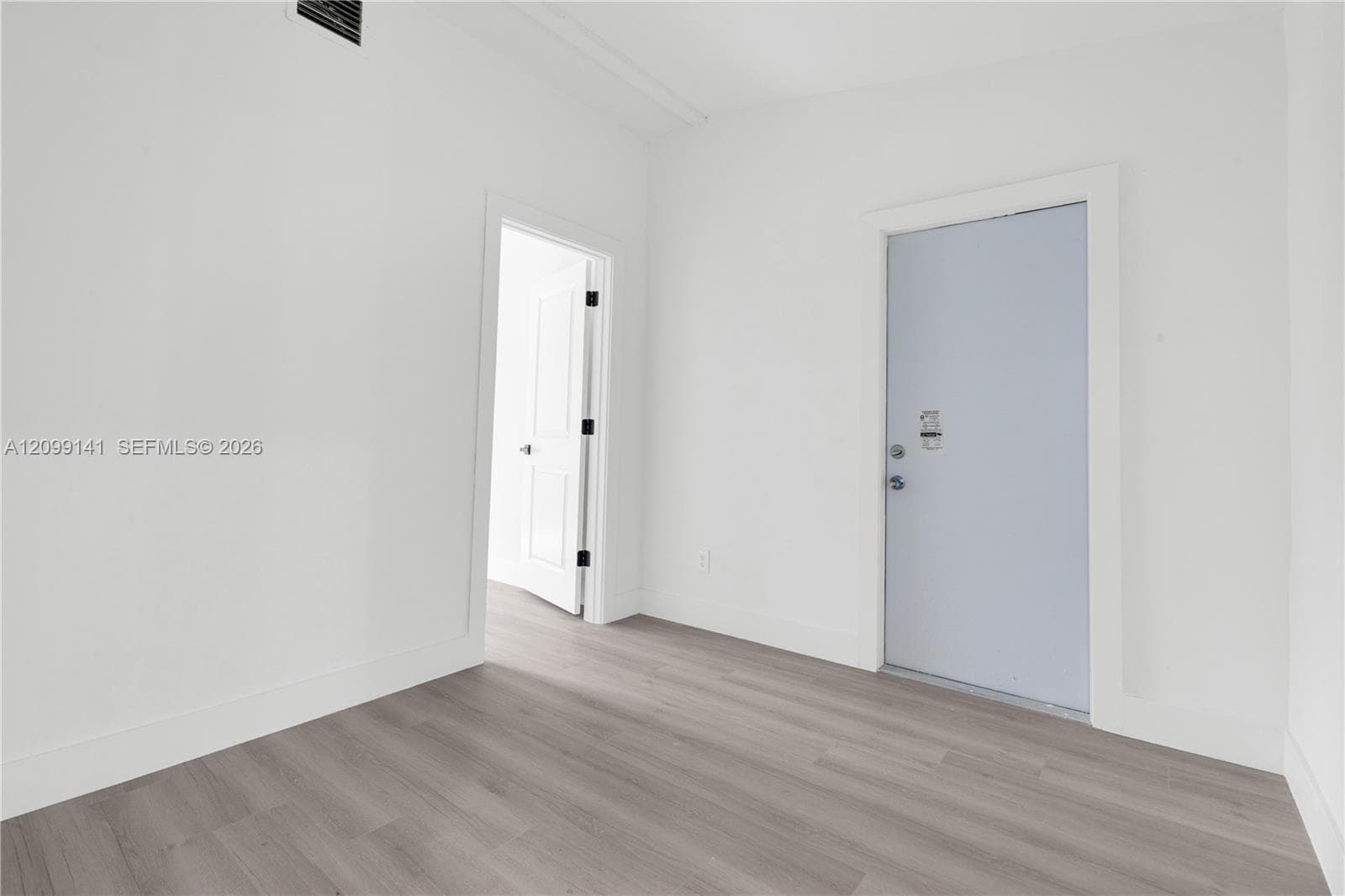 IN LAW ENTRANCE